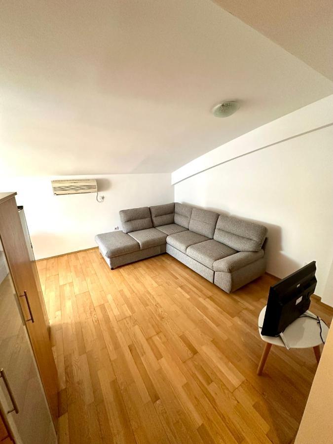 Apartment Stex 3 Подгорица Экстерьер фото